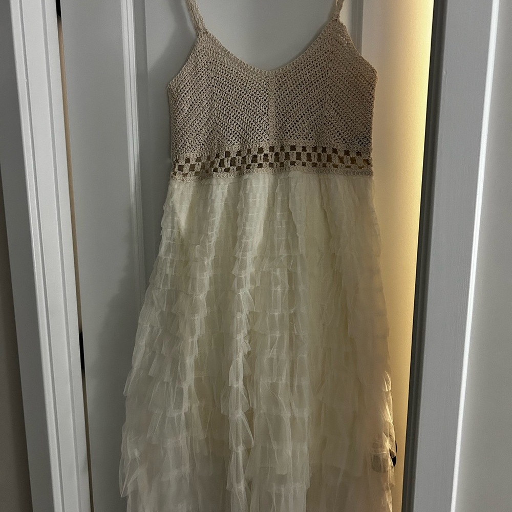 NW BAG- POL Cream Lined Ruffle Slip Dress - Picture 5 of 13